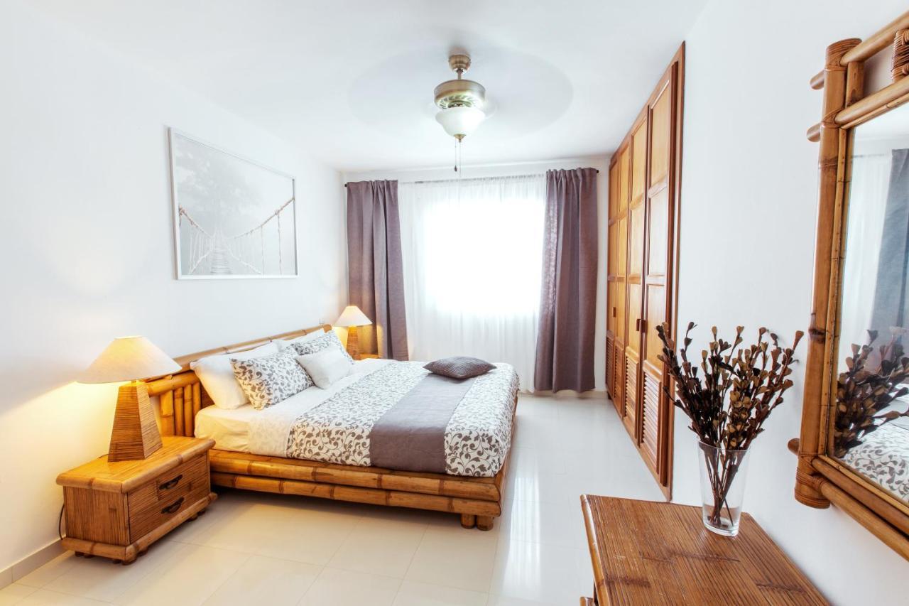 Aventura Village Los Corales Beach And Spa Пунта-Кана Экстерьер фото