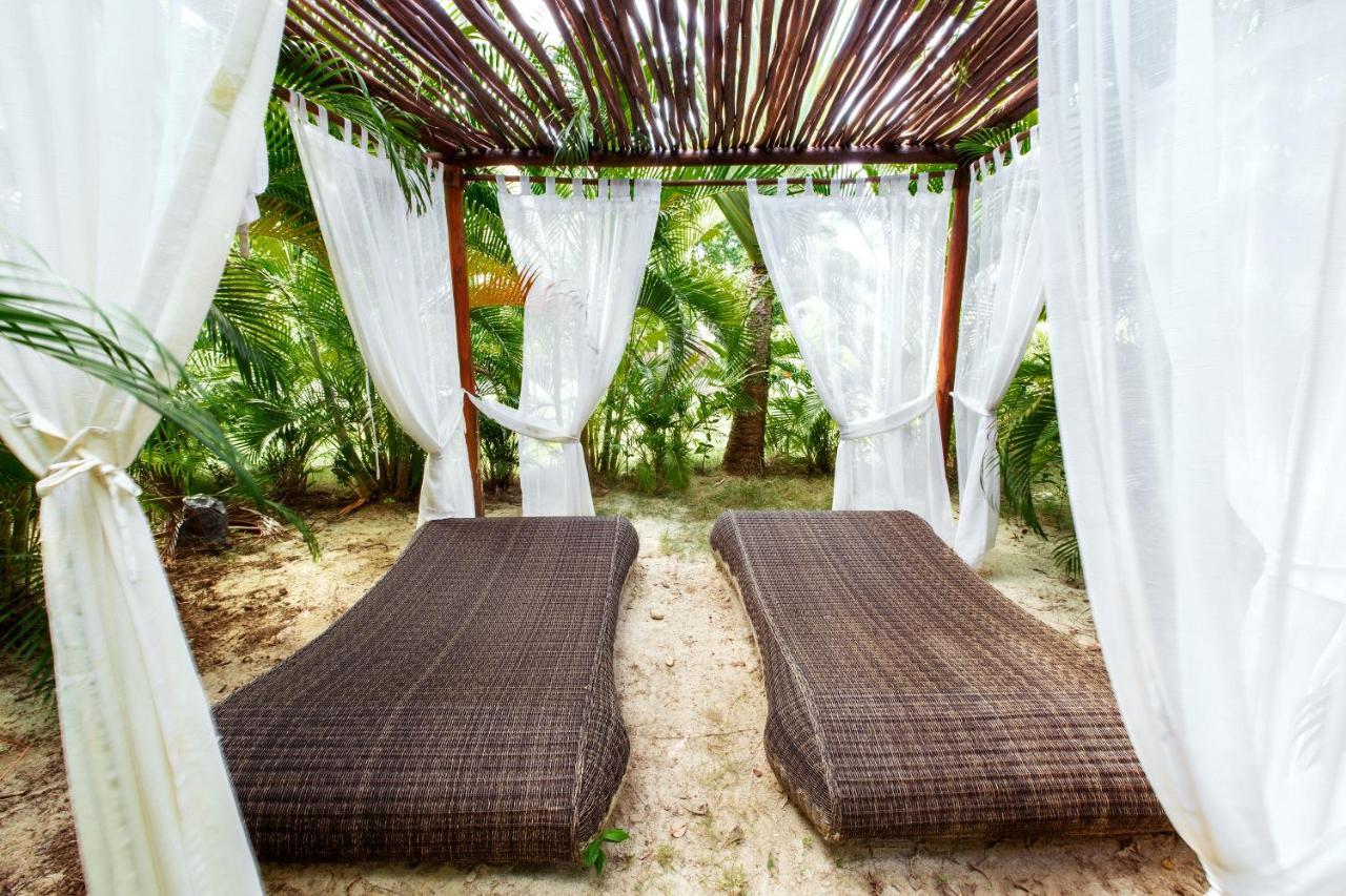 Aventura Village Los Corales Beach And Spa Пунта-Кана Экстерьер фото